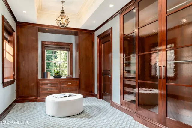 $16,750,000 | 50 Dingletown Road, Greenwich, CT 06830