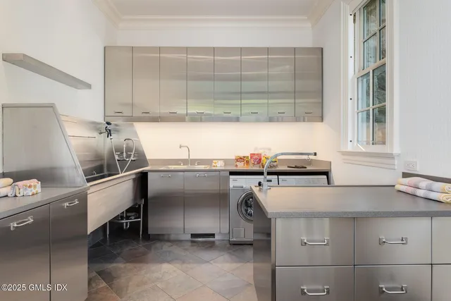 $16,750,000 | 50 Dingletown Road, Greenwich, CT 06830