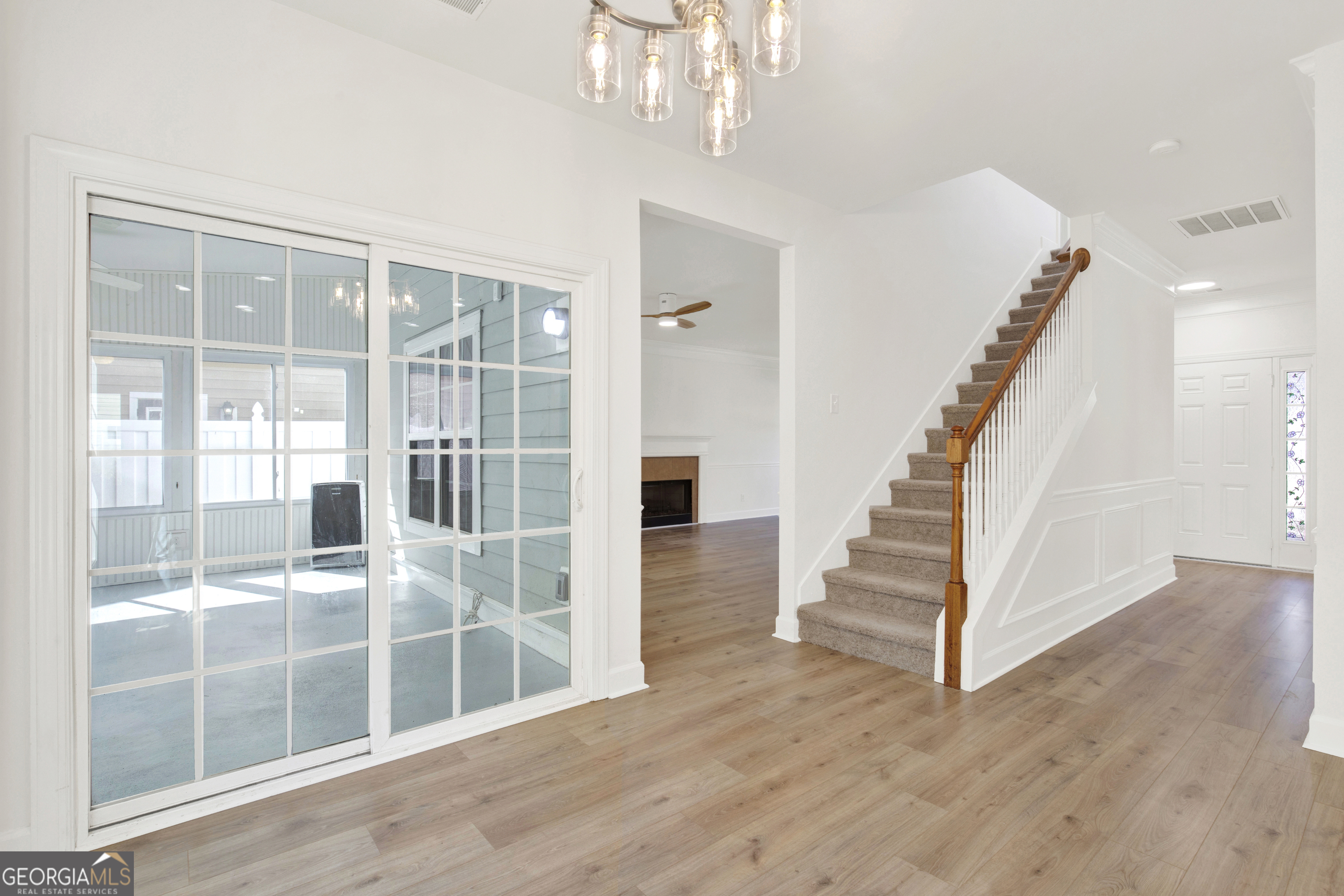 18 Stone Gate Court Pooler, GA 31322 - Photo 5 of 32 a view of entryway and hall with wooden floor