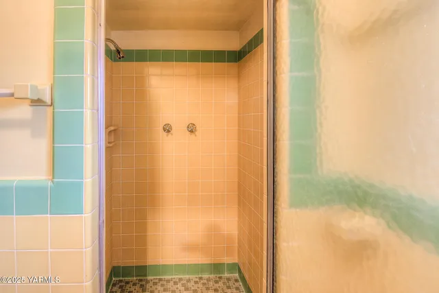 $525,000 | 6406 Englewood Avenue, Yakima, WA 98908