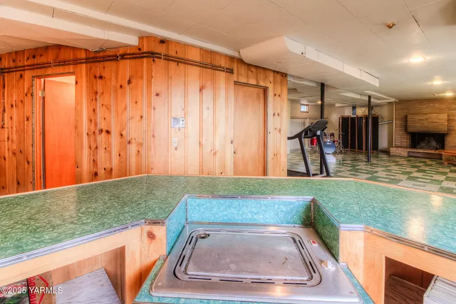 $525,000 | 6406 Englewood Avenue, Yakima, WA 98908