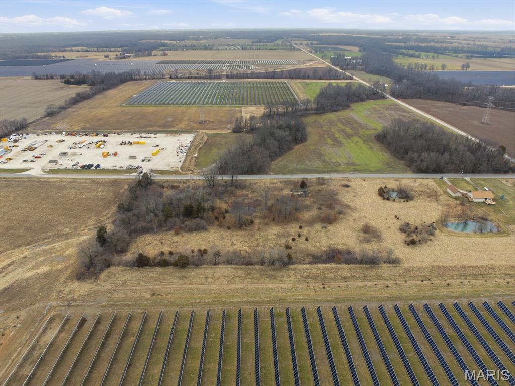 23372 Powerline Road Warrenton, MO 63383 - Photo 3 of 6