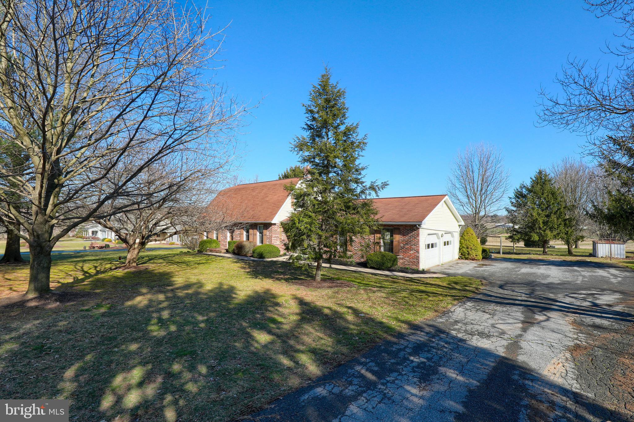 6746 Elizabethtown Road Manheim, PA 17545 - Photo 2 of 51