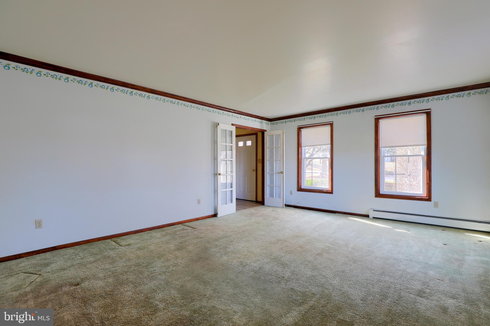 6746 Elizabethtown Road Manheim, PA 17545 - Photo 11 of 51