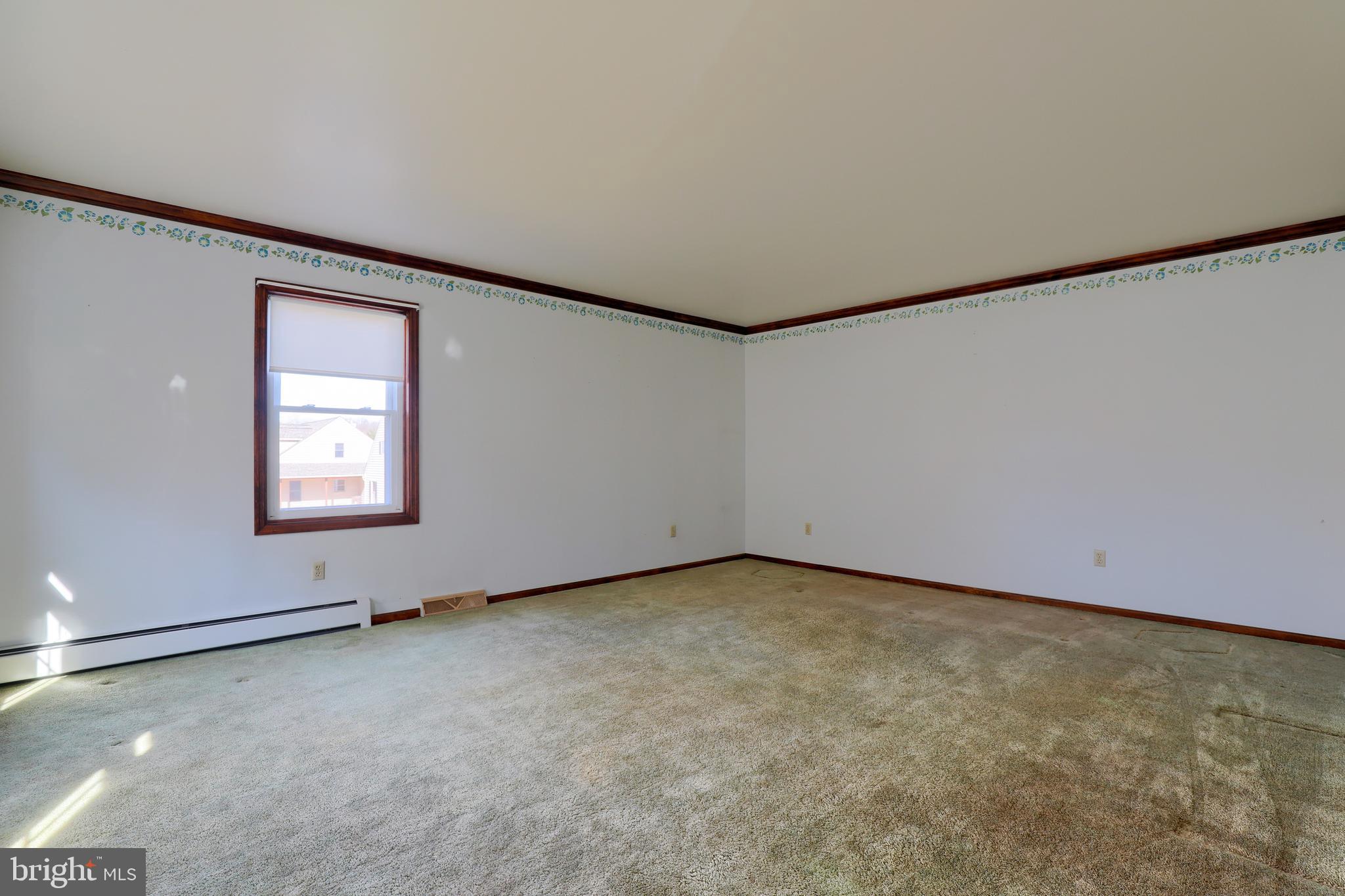 6746 Elizabethtown Road Manheim, PA 17545 - Photo 13 of 51