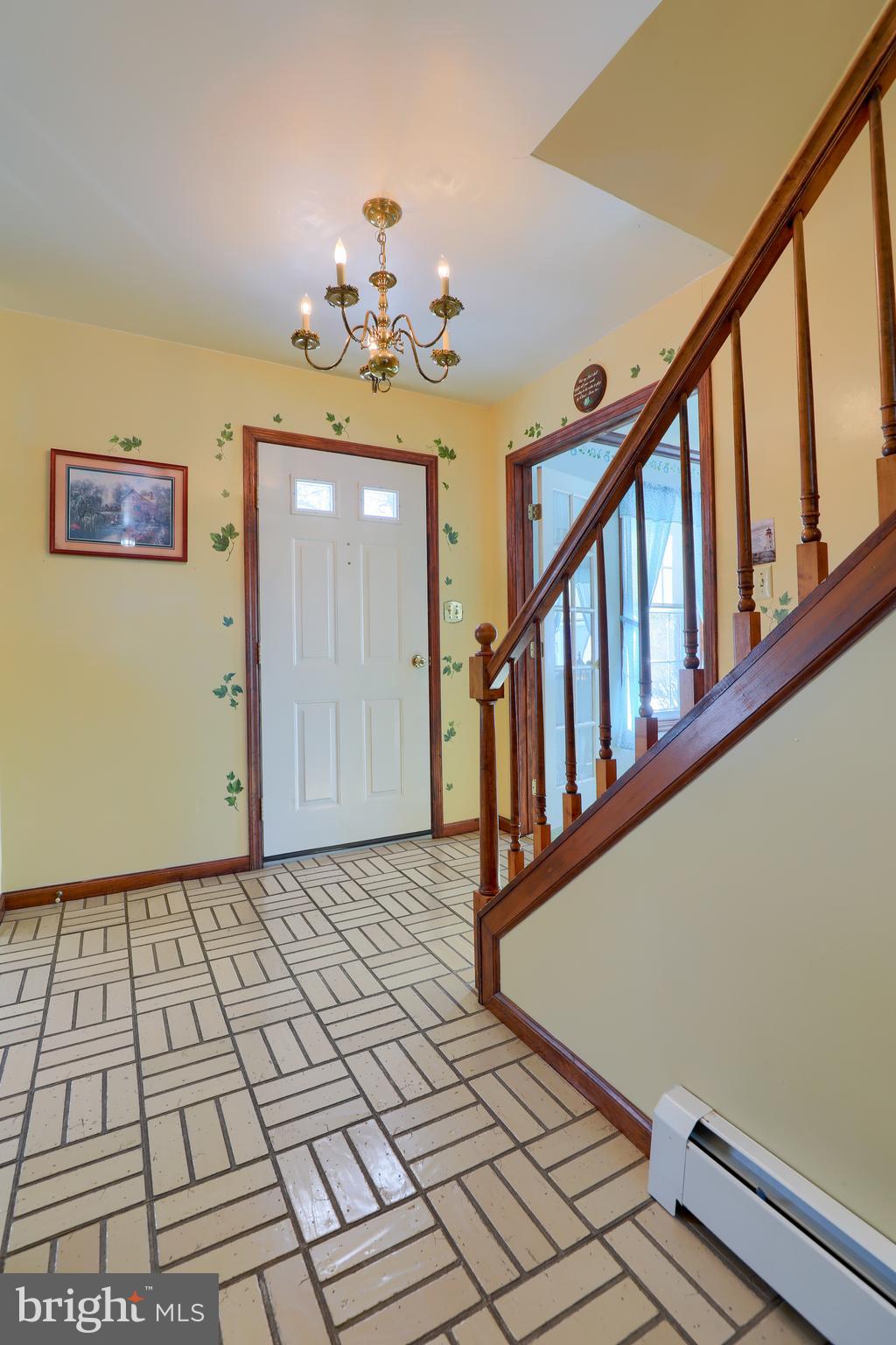 6746 Elizabethtown Road Manheim, PA 17545 - Photo 9 of 51