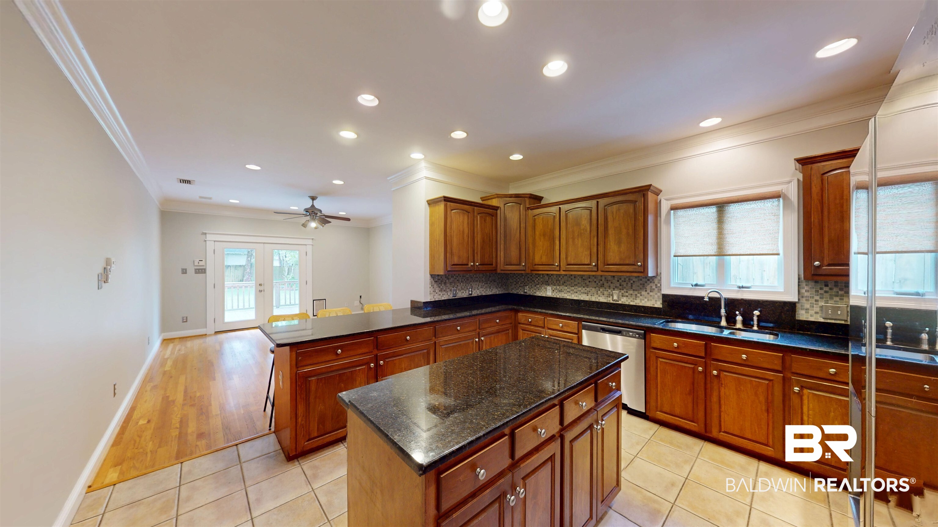 1651 Laurel Street Mobile, AL 36604 - Photo 7 of 28 Kitchen