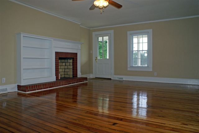 6200 Mountain View Road Taylors, SC 29687 - Photo 8 of 20