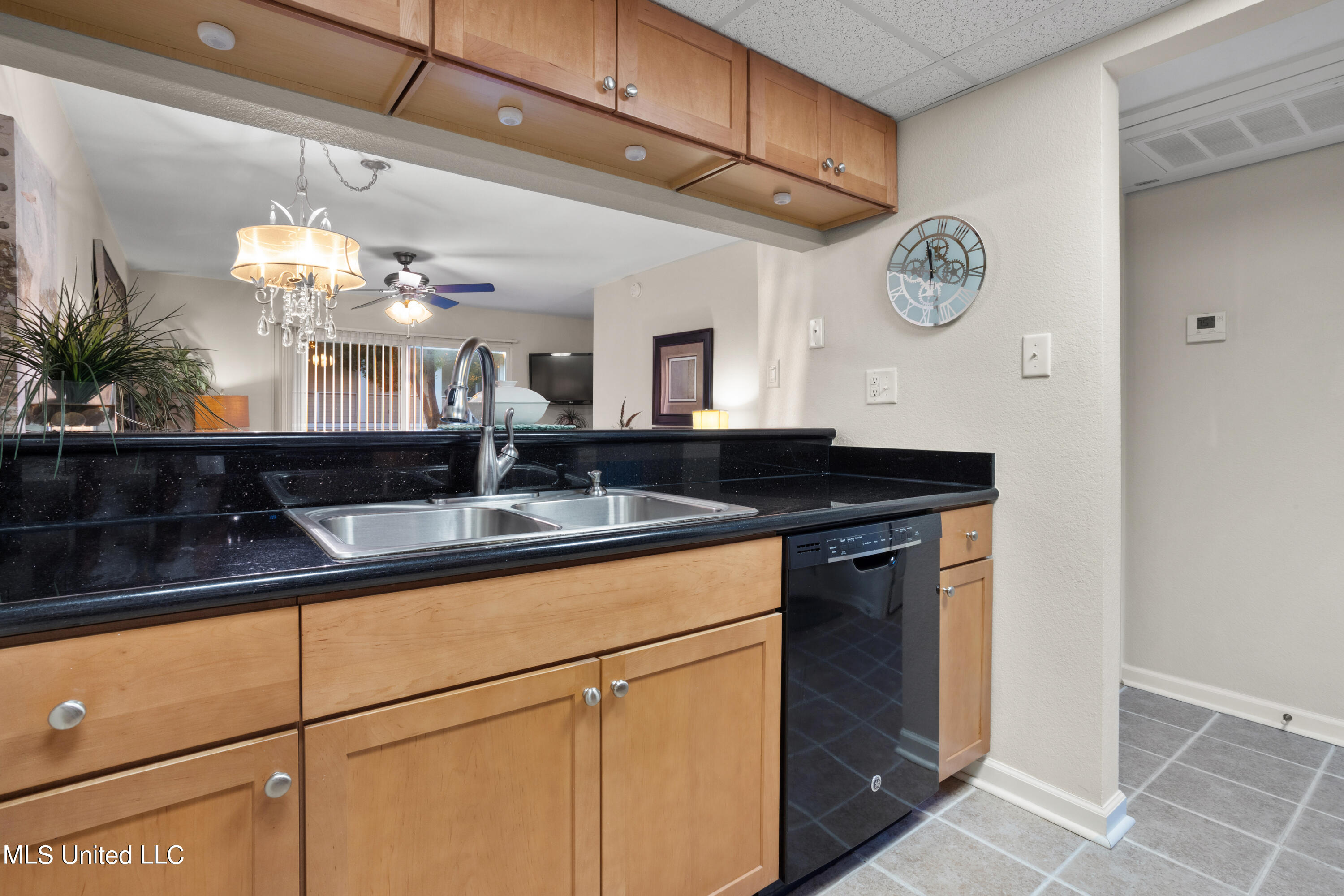 3230 Cumberland Road, Unit 30 Ocean Springs, MS 39564 - Photo 21 of 43 014