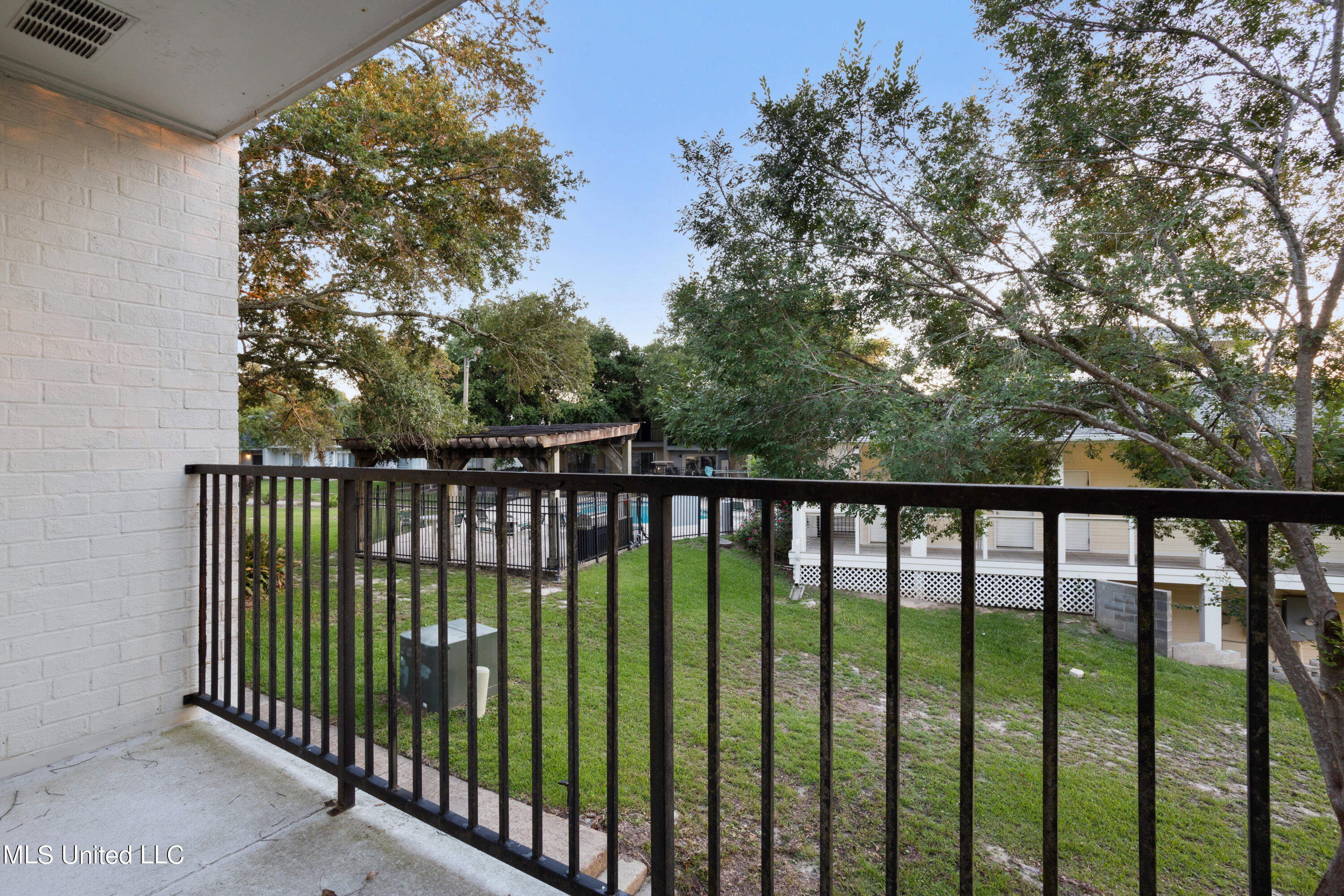 3230 Cumberland Road, Unit 30 Ocean Springs, MS 39564 - Photo 25 of 43 028