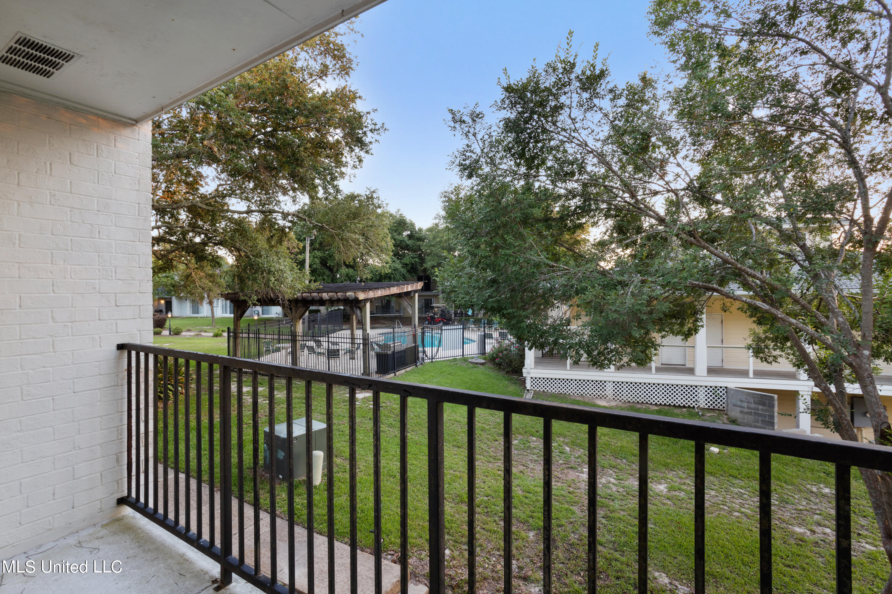 3230 Cumberland Road, Unit 30 Ocean Springs, MS 39564 - Photo 26 of 43 029