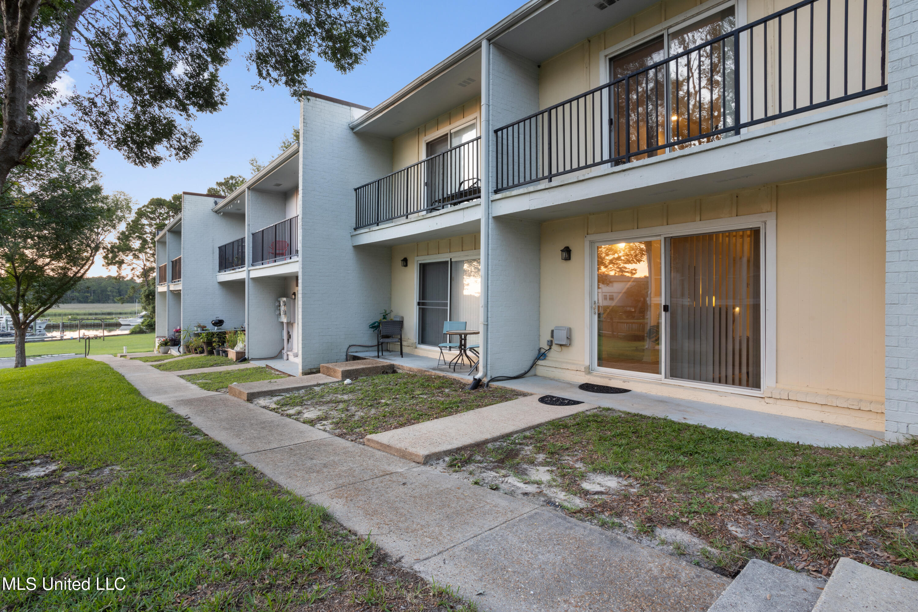 3230 Cumberland Road, Unit 30 Ocean Springs, MS 39564 - Photo 28 of 43 031