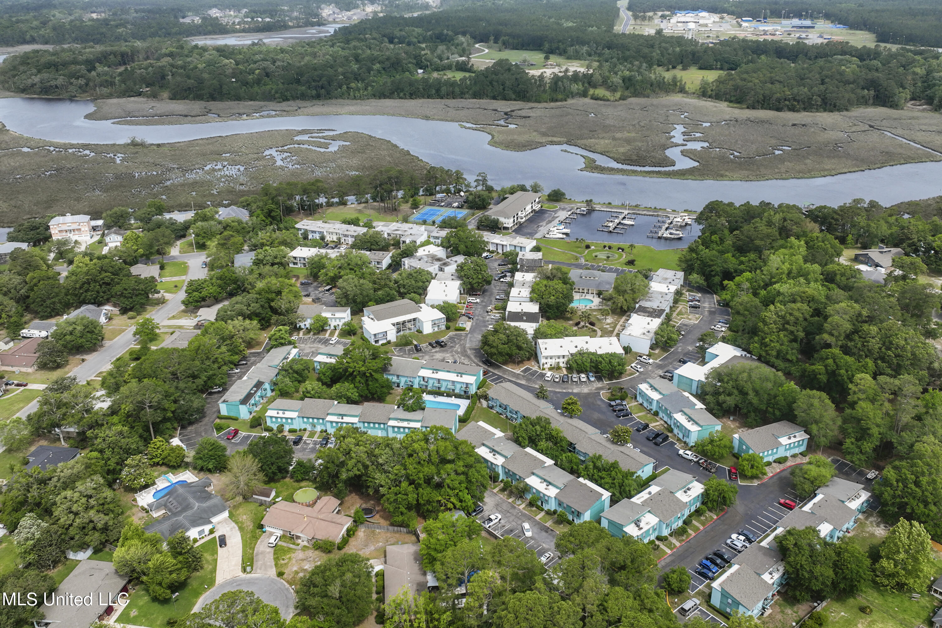 3230 Cumberland Road, Unit 30 Ocean Springs, MS 39564 - Photo 42 of 43 043