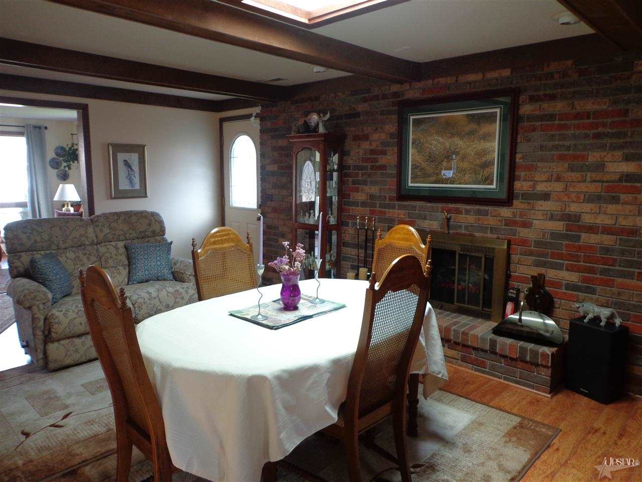 1006 Lower Huntington Road Fort Wayne, IN 46819 - Photo 3 of 28