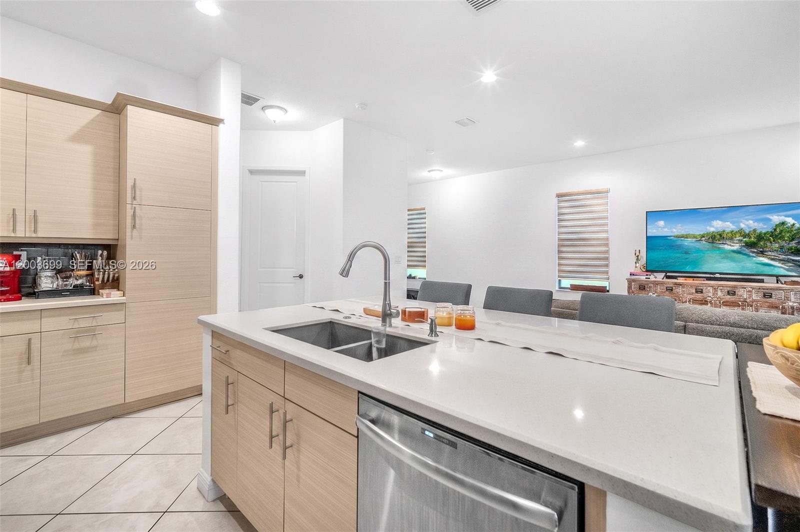 3575 West 97th Street Hialeah, FL 33018 - Photo 12 of 43