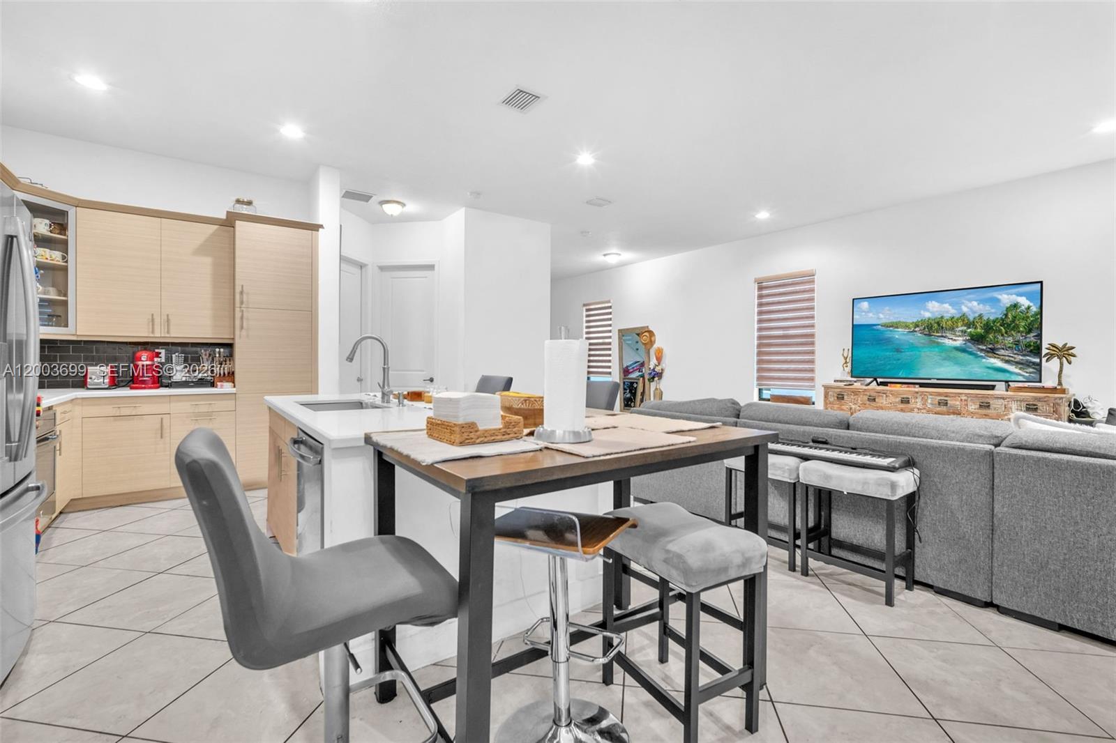 3575 West 97th Street Hialeah, FL 33018 - Photo 9 of 43