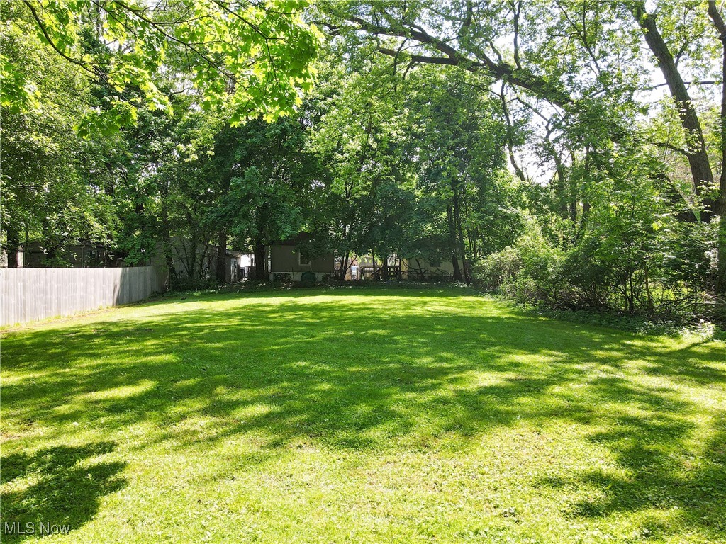 3563 Franklin Road Stow, OH 44224 - Photo 23 of 25 160 ft. long rear yard!