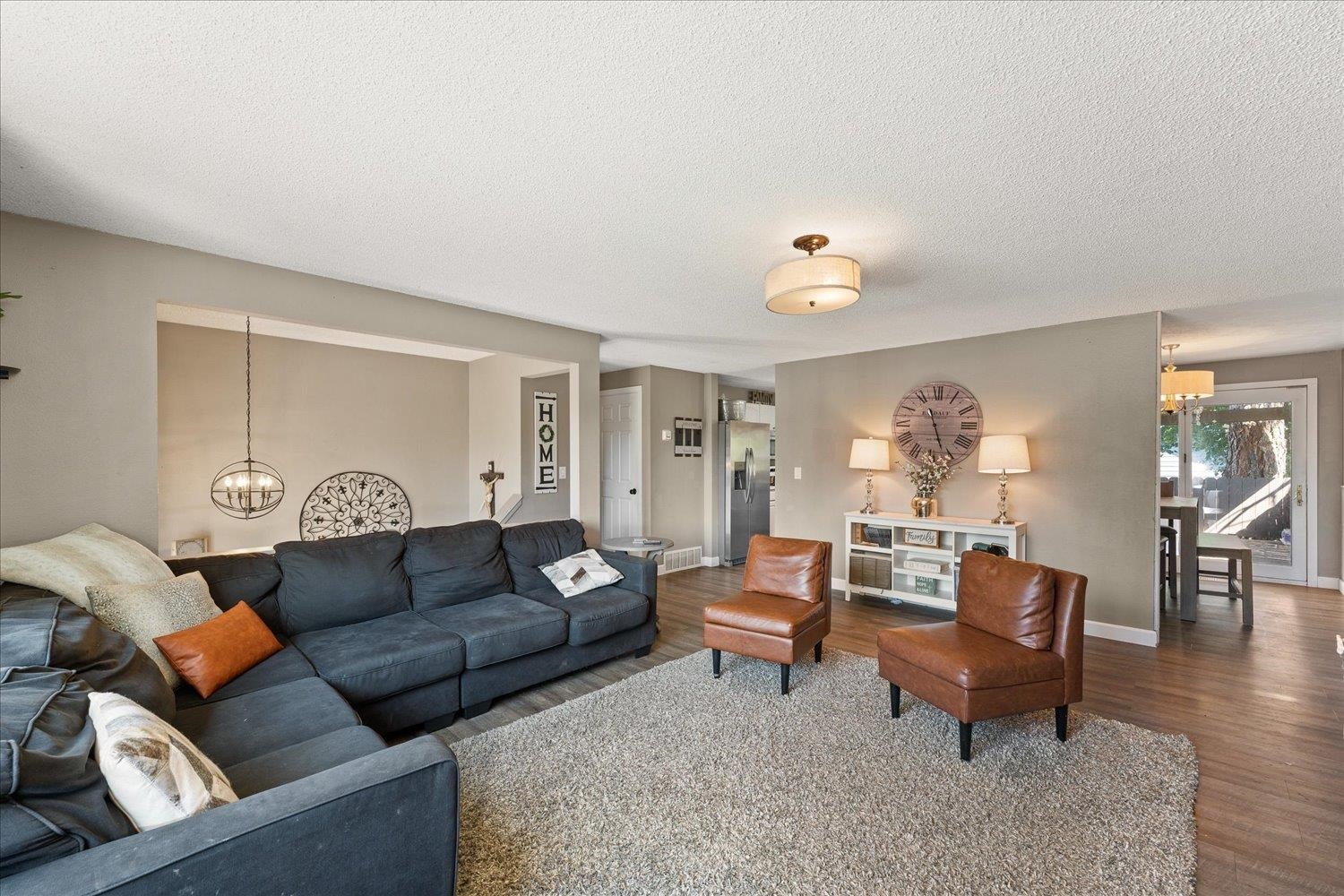 1503 East 35th Avenue Spokane, WA 99203 - Photo 4 of 34