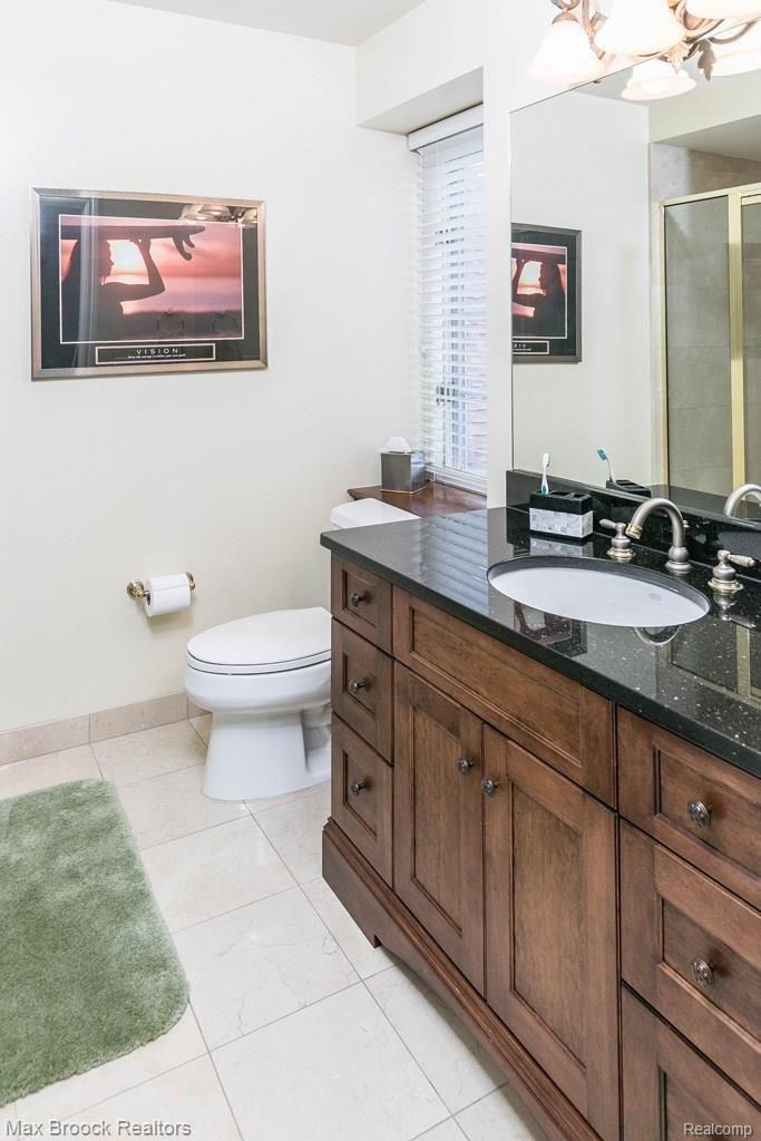 734 Palms Road Bloomfield Hills, MI 48304 - Photo 24 of 43 734PalmsRd-31.jpg