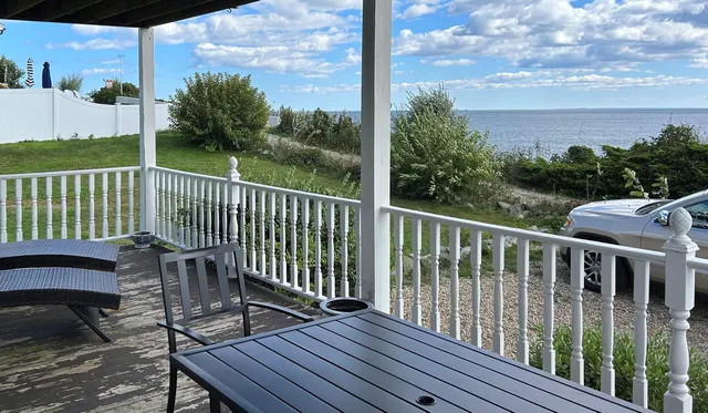 $2,750 | 11 Great Boars Head Avenue, Unit 2, Hampton, NH 03842