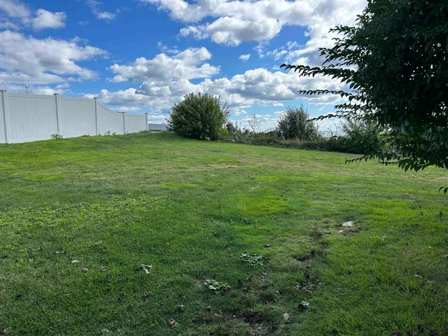 $2,750 | 11 Great Boars Head Avenue, Unit 2, Hampton, NH 03842