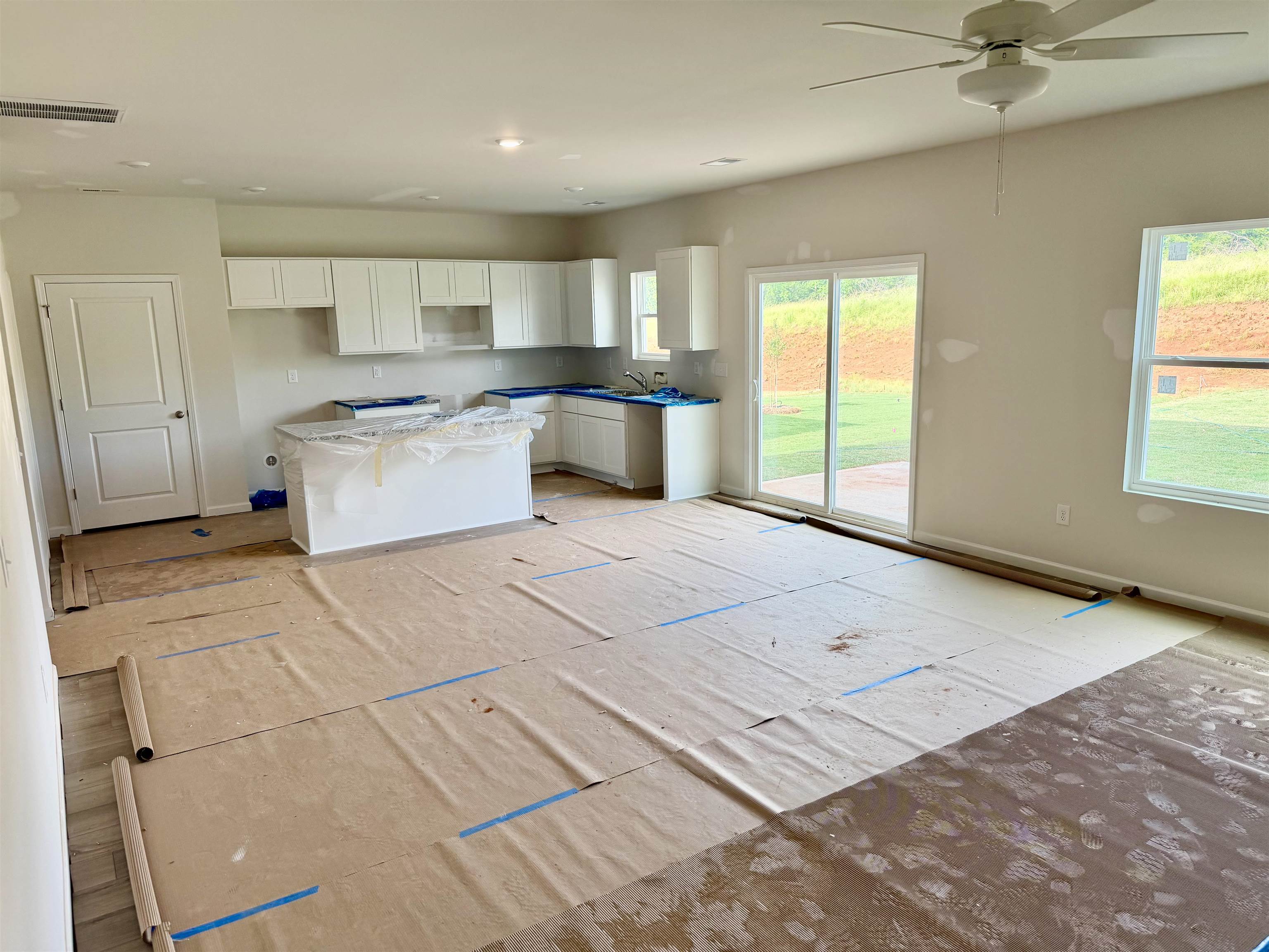 12150 Lansbury Drive Inman, SC 29349 - Photo 11 of 26