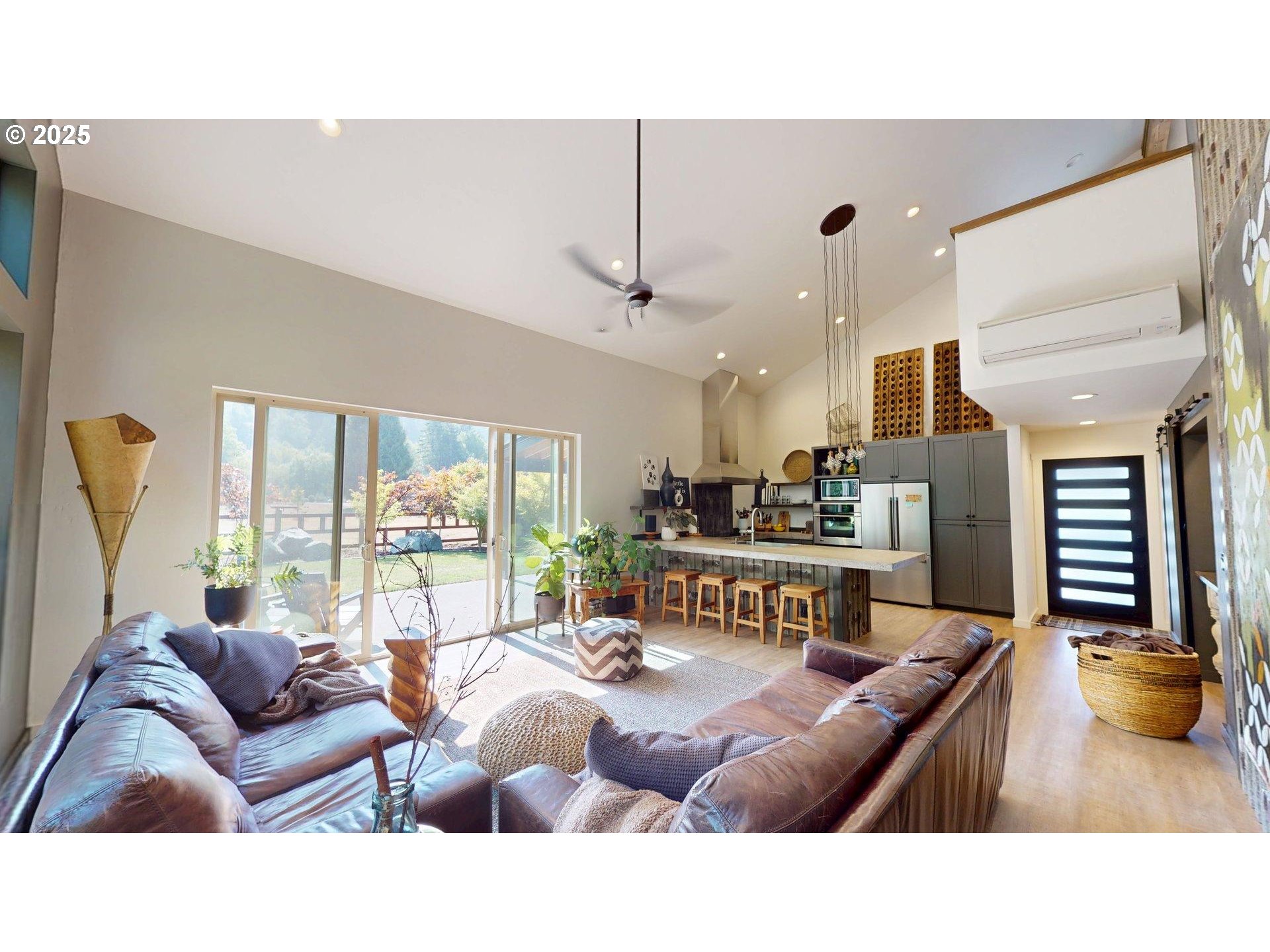 95789 Saunders Creek Road Gold Beach, OR 97444 - Photo 14 of 48 Living Room