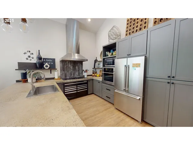 $765,000 | 95789 Saunders Creek Road, Gold Beach, OR 97444