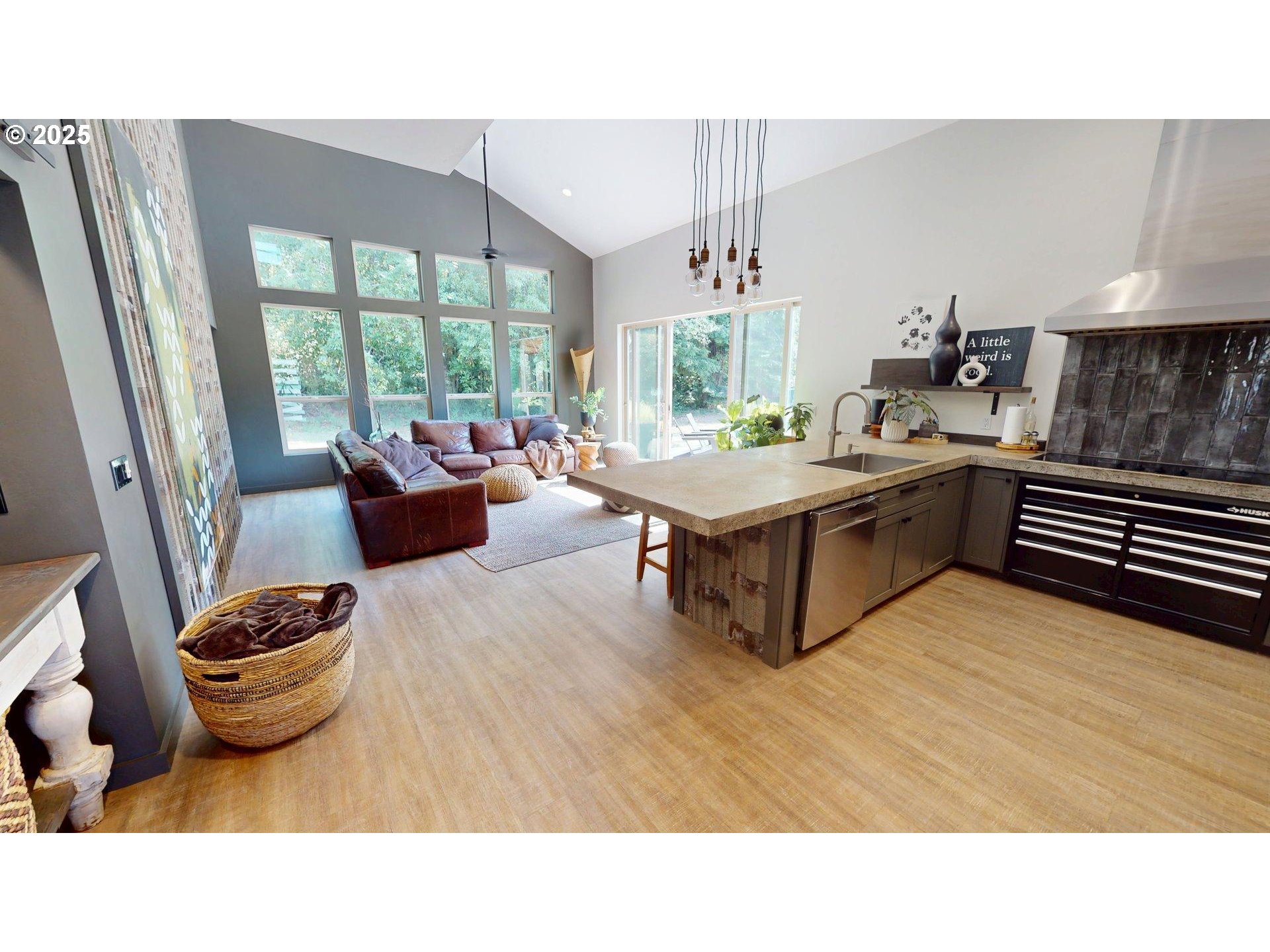 95789 Saunders Creek Road Gold Beach, OR 97444 - Photo 18 of 48 Kitchen/Living Room