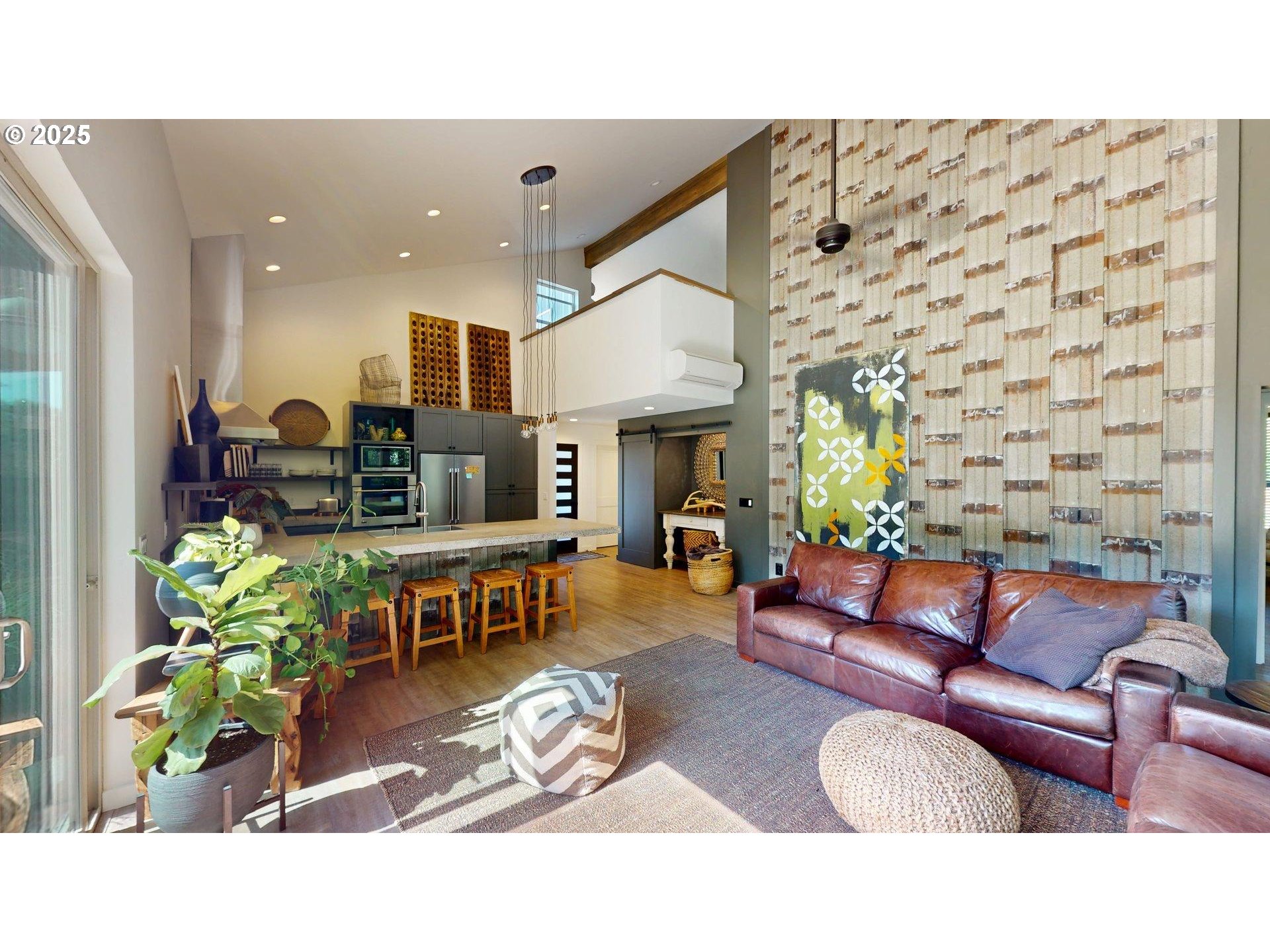 95789 Saunders Creek Road Gold Beach, OR 97444 - Photo 7 of 48 Living Room