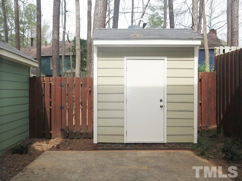 5503 Hamstead Crossing Raleigh, NC 27612 - Photo 13 of 15
