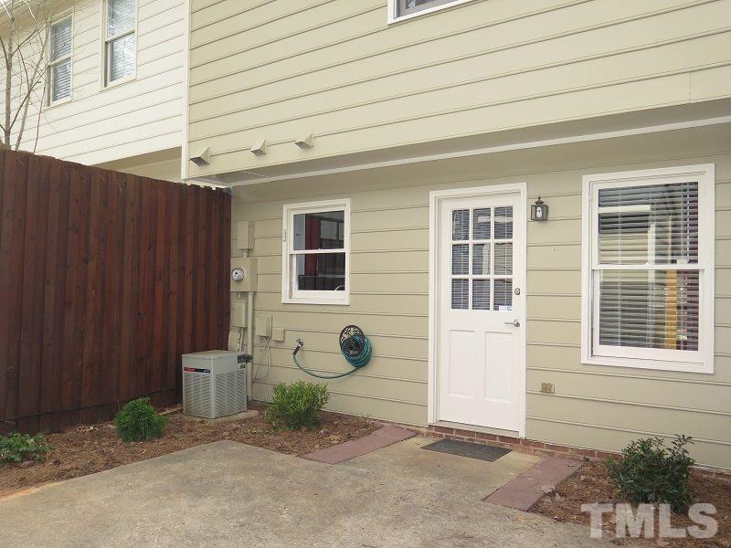 5503 Hamstead Crossing Raleigh, NC 27612 - Photo 14 of 15