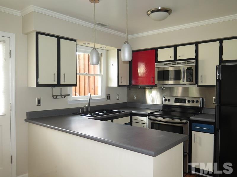 5503 Hamstead Crossing Raleigh, NC 27612 - Photo 5 of 15