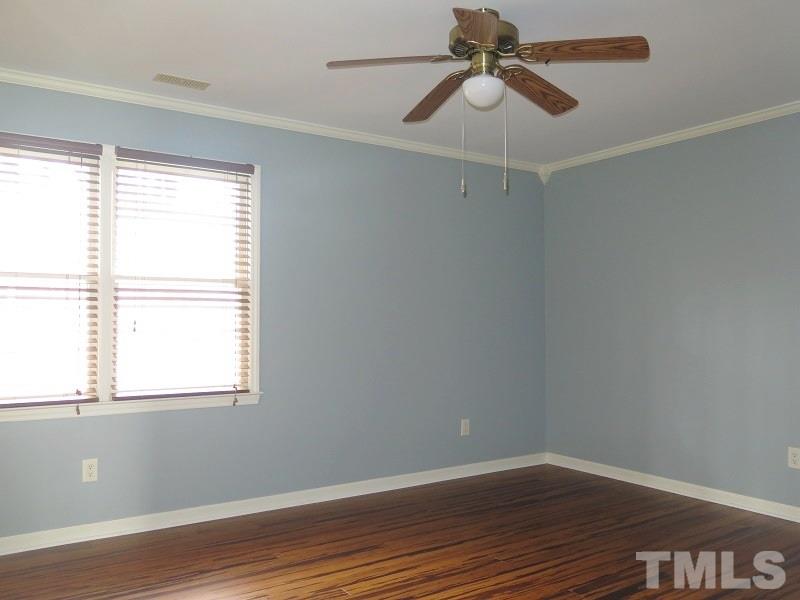 5503 Hamstead Crossing Raleigh, NC 27612 - Photo 8 of 15
