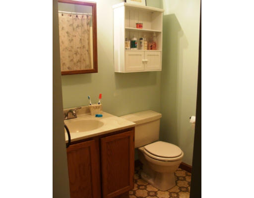 188 Post Road, Unit 4 Enfield, CT 06082 - Photo 16 of 16 Gallery Image 16