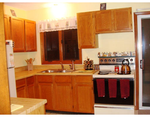 188 Post Road, Unit 4 Enfield, CT 06082 - Photo 5 of 16 Gallery Image 5