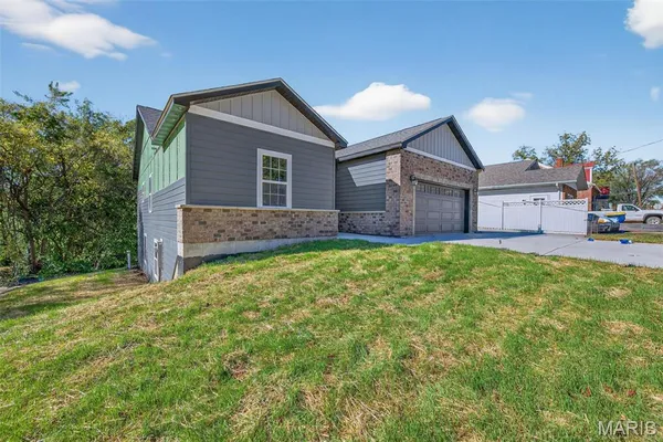 $394,900 | 208 East 6th Street, Washington, MO 63090