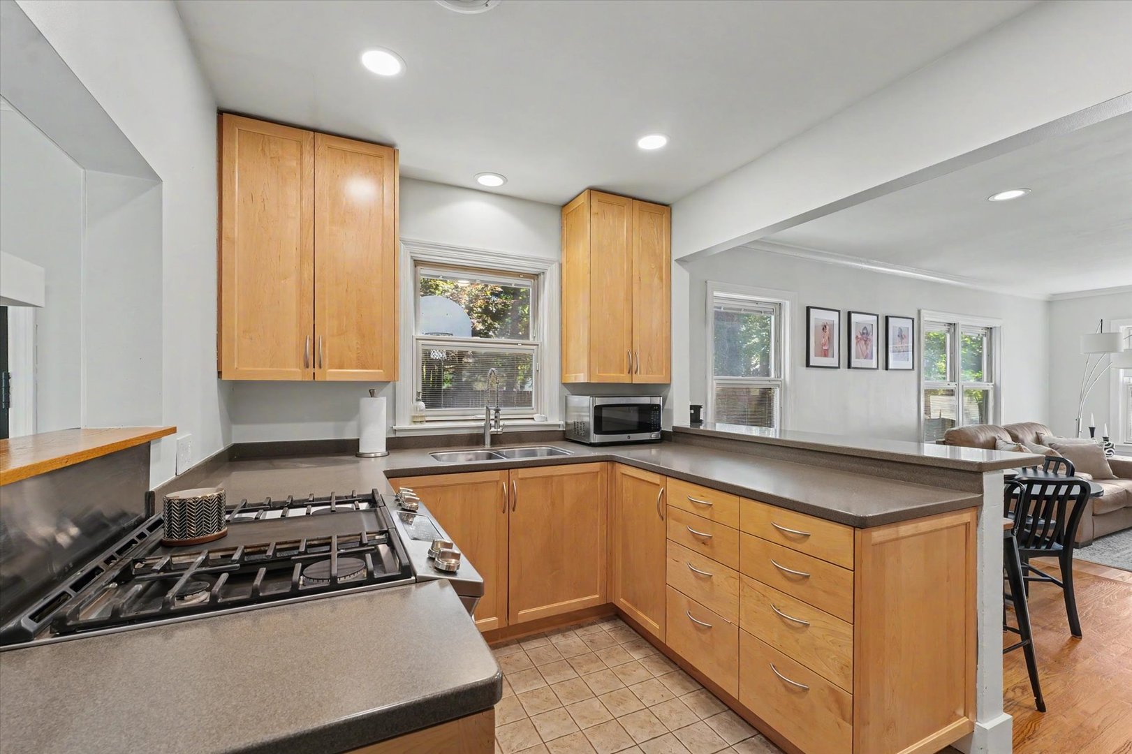 806 South Maple Street Urbana, IL 61801 - Photo 12 of 52