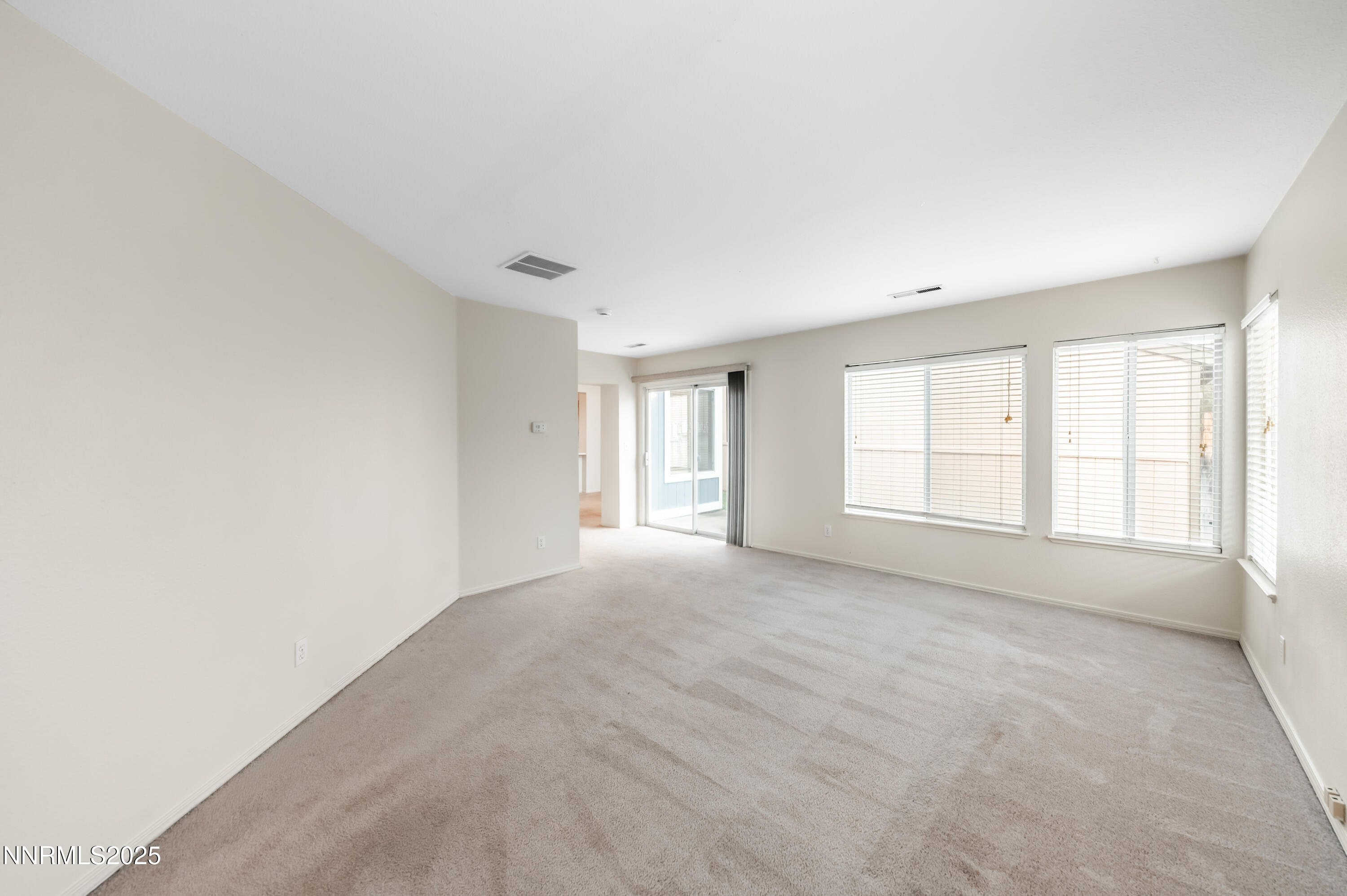 3188 Rose Vista Drive Reno, NV 89502 - Photo 18 of 30 an empty room with windows