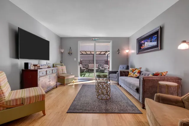 $340,000 | 300 South Duval Street, Unit 508, Tallahassee, FL 32301