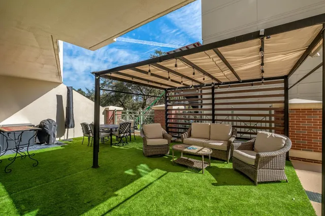 $340,000 | 300 South Duval Street, Unit 508, Tallahassee, FL 32301