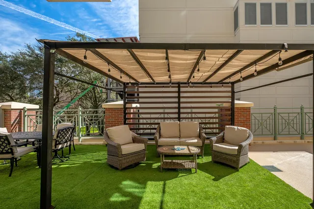 $340,000 | 300 South Duval Street, Unit 508, Tallahassee, FL 32301