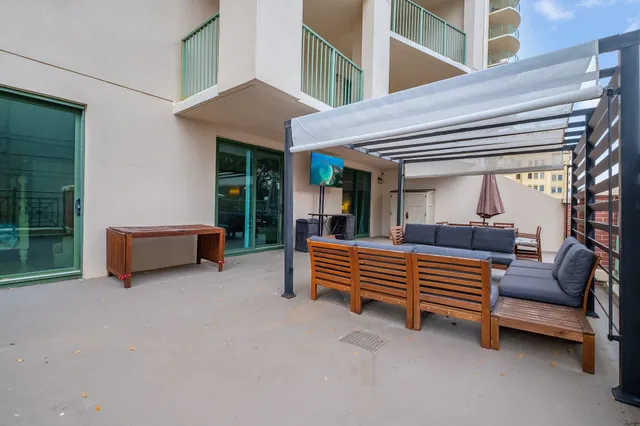 $340,000 | 300 South Duval Street, Unit 508, Tallahassee, FL 32301