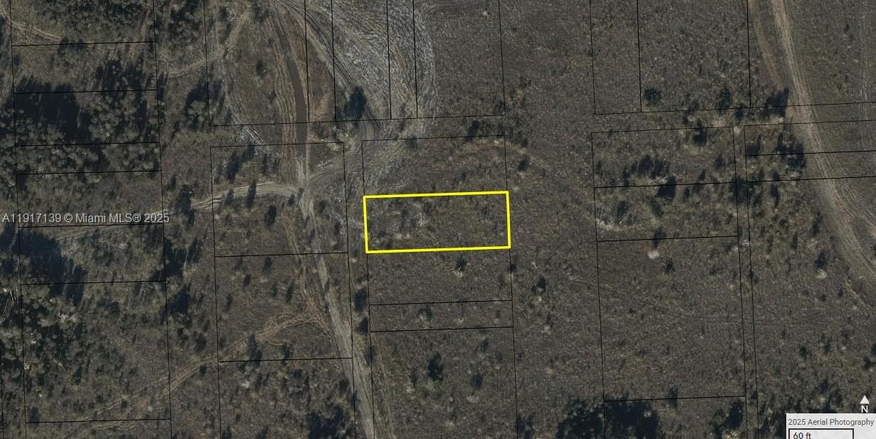 162-ct Approximate Southwest 35 St Approximate Miami, FL 33185 - Photo 1 of 3 a bathroom with a shower