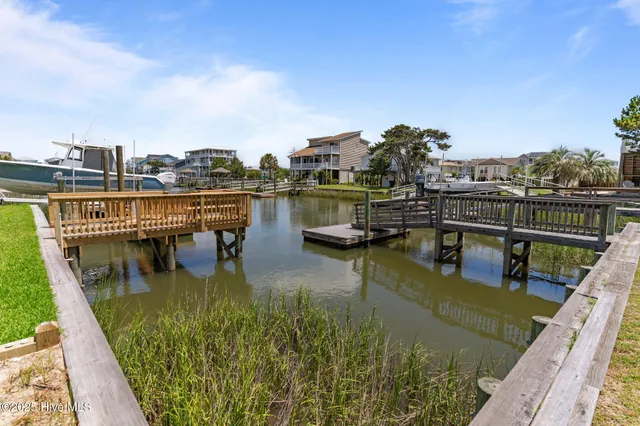 $929,000 | 406 Ocean Boulevard West, Holden Beach, NC 28462