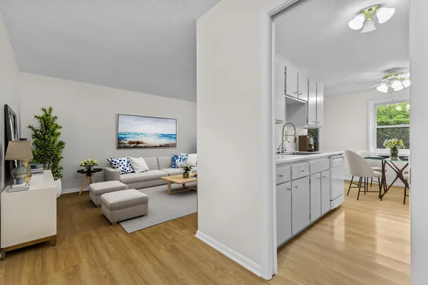 $99,900 | 10113 West 34th Street, Unit 105, Hopkins, MN 55305