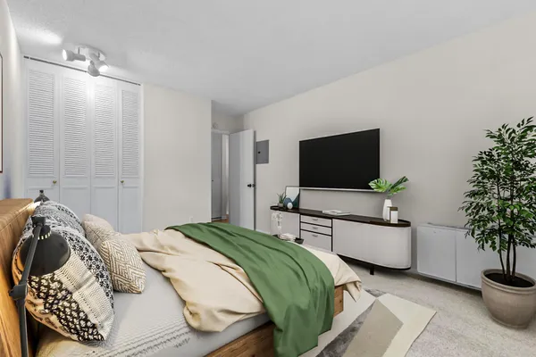 $99,900 | 10113 West 34th Street, Unit 105, Hopkins, MN 55305