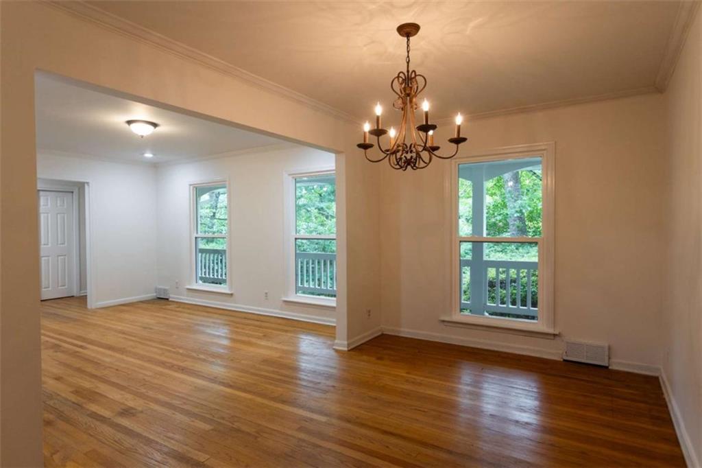 1025 Vistavia Circle Decatur, GA 30033 - Photo 34 of 56