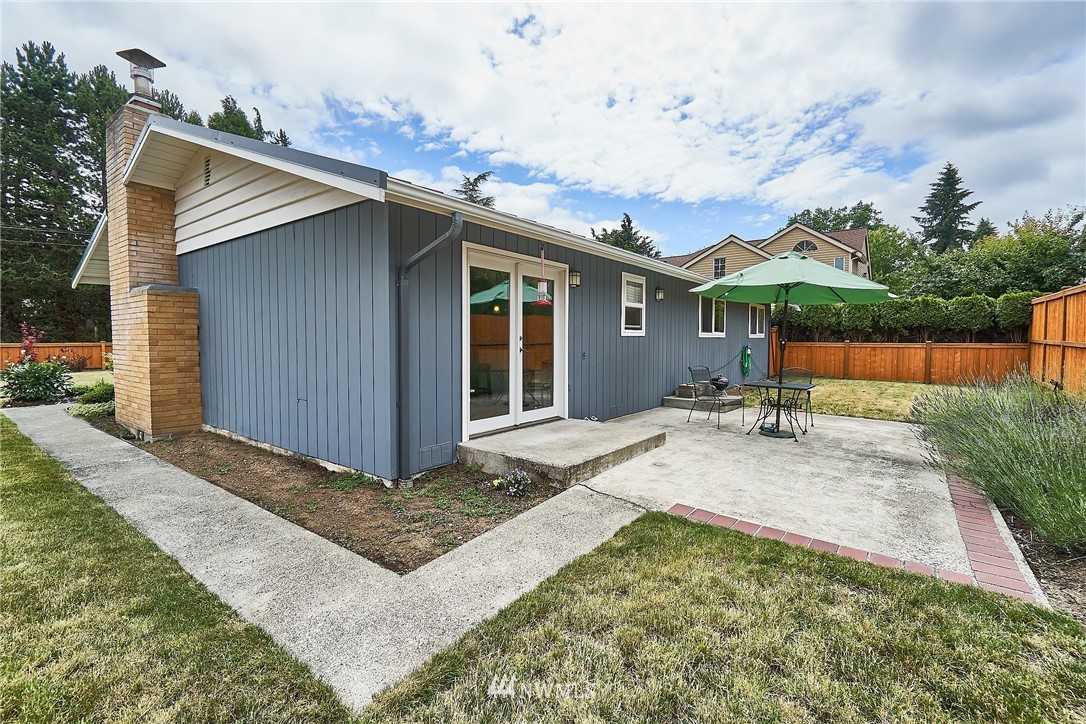 3903 Meadow Avenue North Renton, WA 98056 - Photo 16 of 18 Gallery Image 16