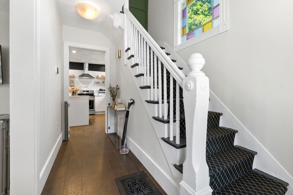 13 Pleasant Street Hamilton, MA 01982 - Photo 18 of 35 Gallery Image 18